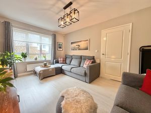 Photo 17- click for photo gallery